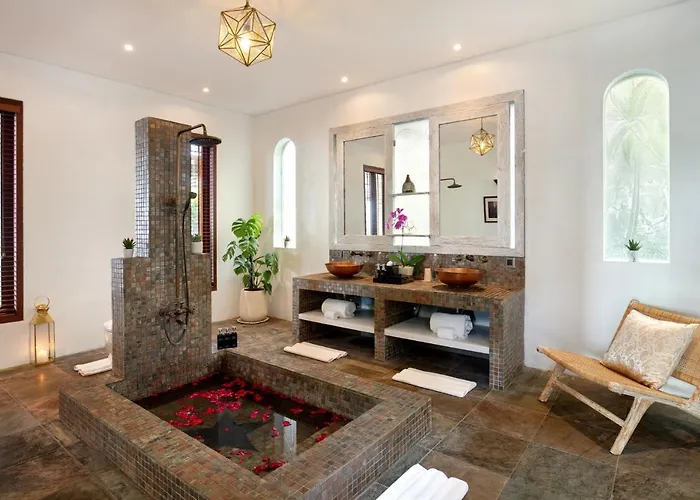 Hidden Hills - Small Luxury Of The World