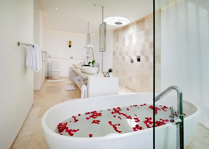 Hidden Hills - Small Luxury Of The World Uluwatu (Bali)