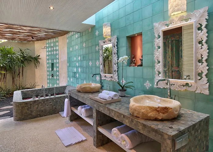 Hidden Hills - Small Luxury Of The World